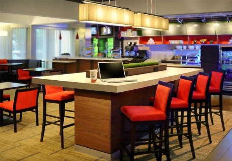 Courtyard By Marriott Dallas Parkway At Preston Road 3*